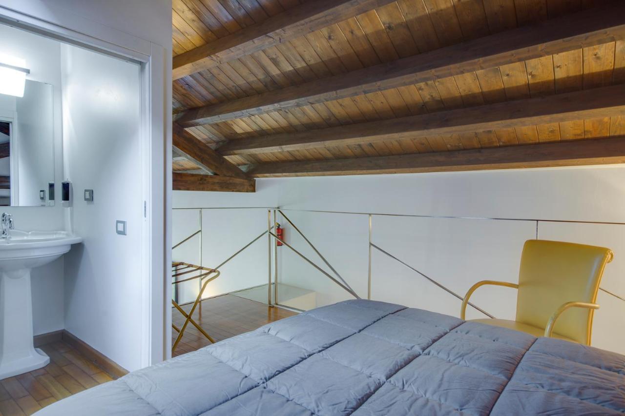 Apartamento Right House - Characteristic Marina District Cagliari Exterior foto