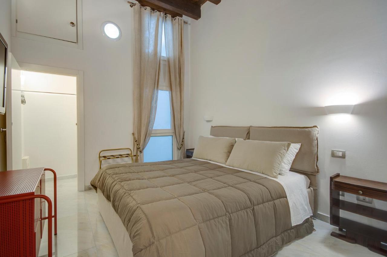 Apartamento Right House - Characteristic Marina District Cagliari Exterior foto